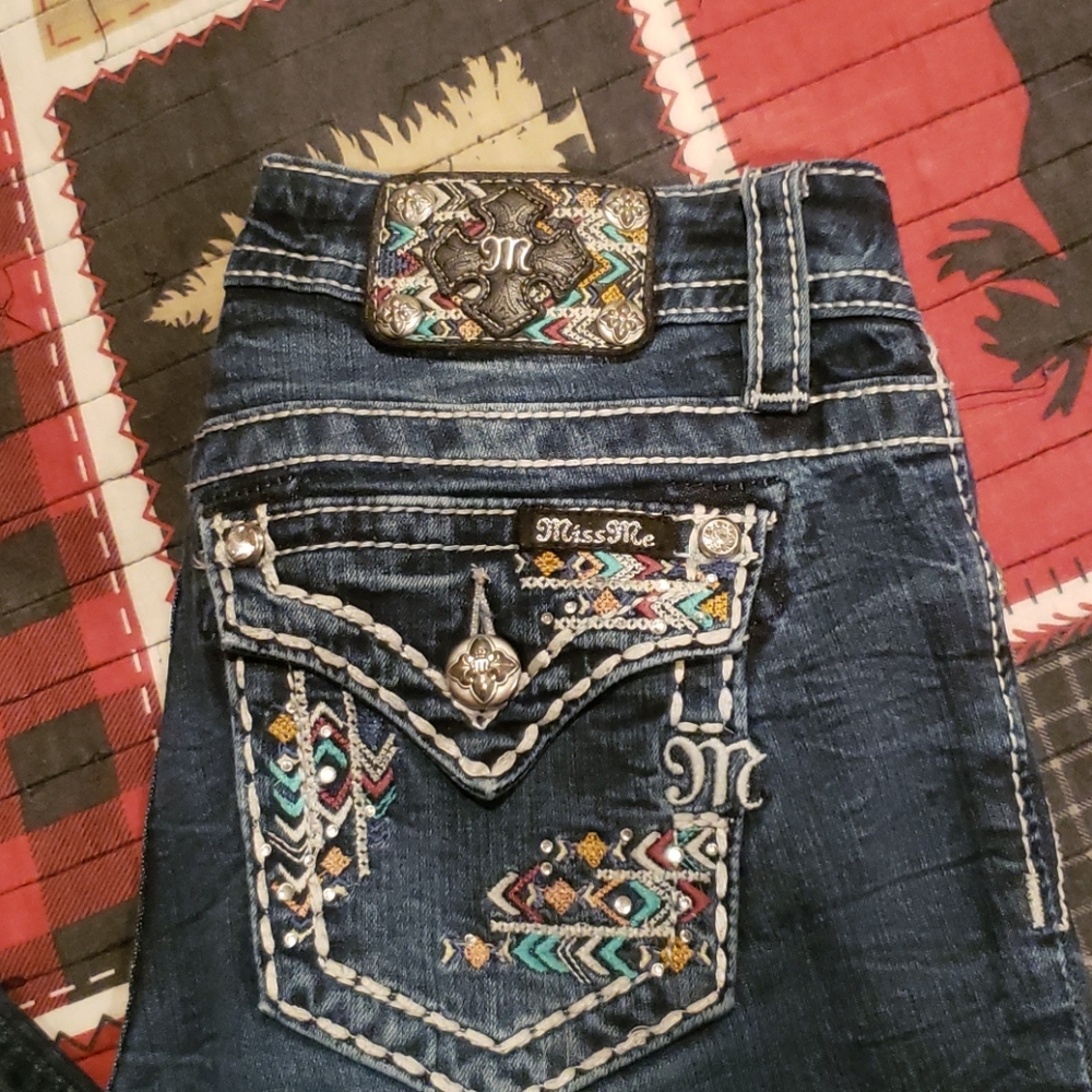 Girls miss me jeans